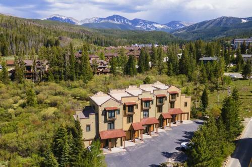 Willows Way 106 Townhouse