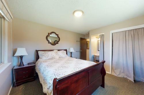 Hi Country Riverside Retreat