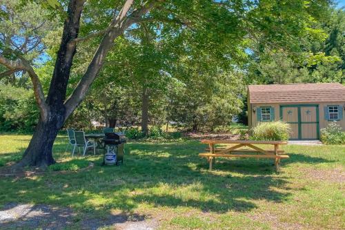 Ocean View --- 30839 Cedar Neck Rd