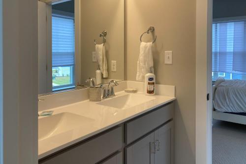 Tidal Walk --- 5 Tibbetts Point Way