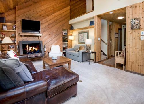 2875 Manns Ranch Road Unit D1