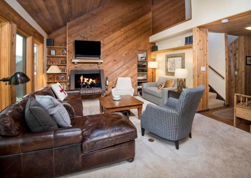 2875 Manns Ranch Road Unit D1