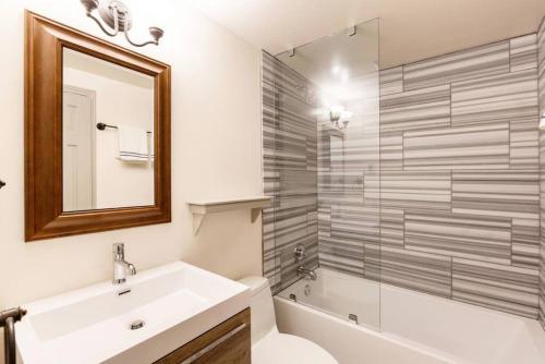 Convenience And Style, Two Q Beds