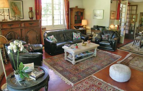 Holiday Home Boulevard Eugene Le Roy