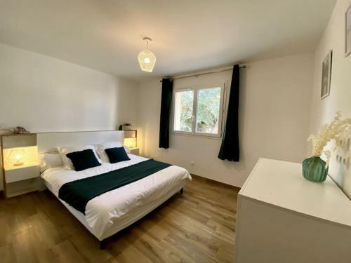 Villa Avec Piscine Locations I Tramizi Bonifacio