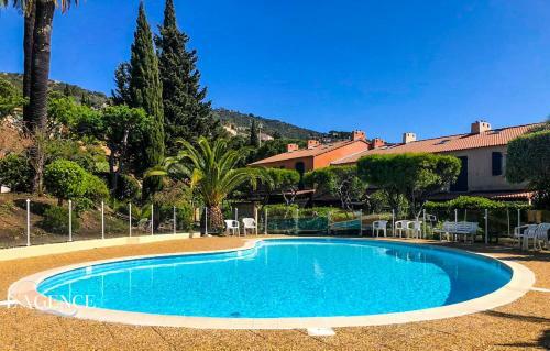 Villa Mas 3 Pi�ces Parking Et Piscine