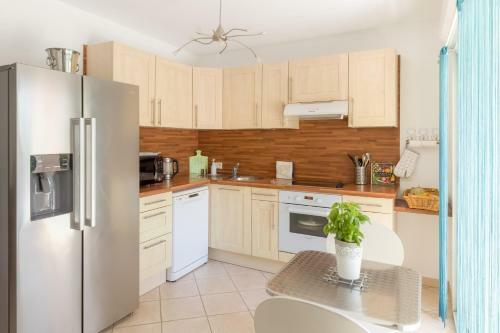 Apartamento Rez De Villa Mima Jardin