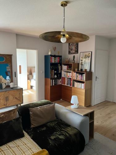 Apartamento Charming 48 M With Balcony Near Downtown