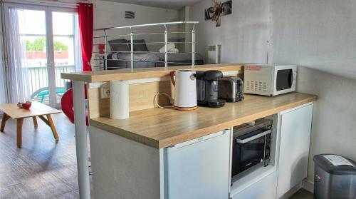 Apartamento Loft Tout Confort : Parking - Terrasse - Tram