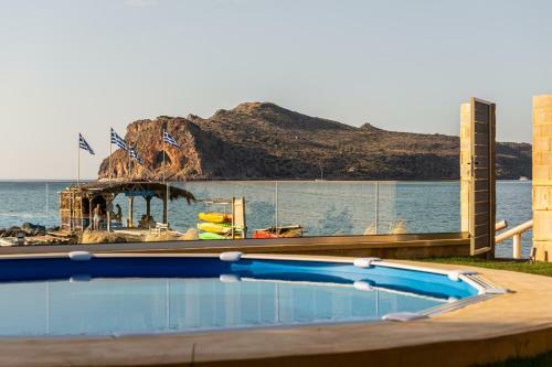 Villa Celeste Suite On The Beach
