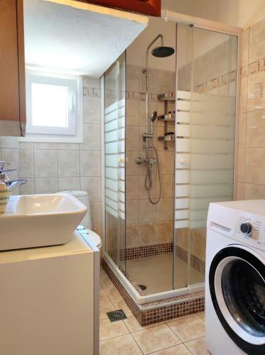 Sea Breeze Apartment