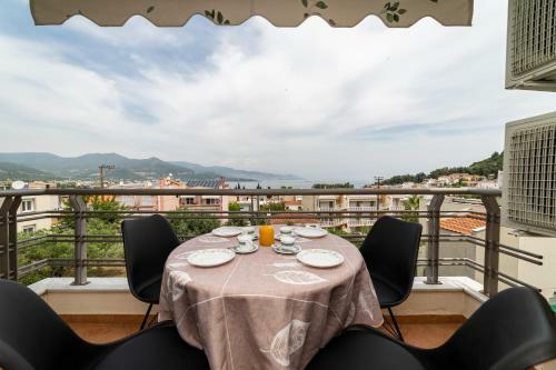 Summer Breeze Luxury Apartment
