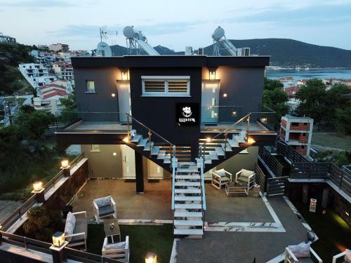 Hotel Elysium Studios