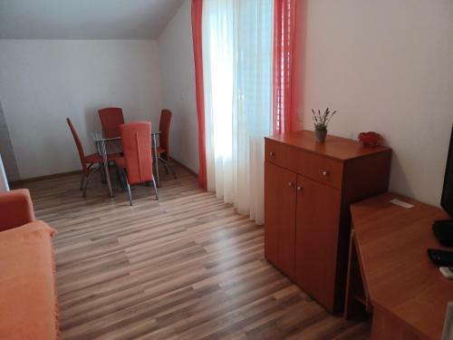 Apartmani Vodanovi?