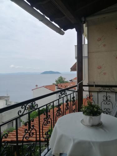 Grammeni's Apartment