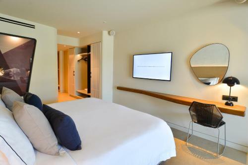 Hotel Aegon Retreat
