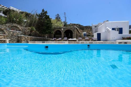 Villa Mykonos In White