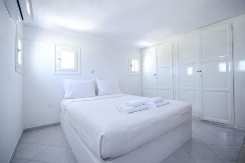 Villa Mykonos In White