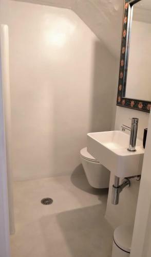 Mykonian White 2bedrooms Apartment