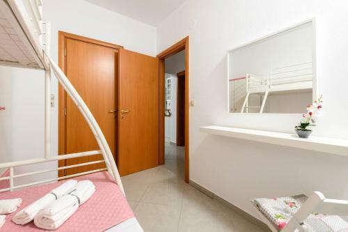 Whitegold Apartments Panagia