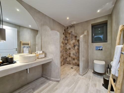 Isalos Villas With Private Pool, Sleeps 4