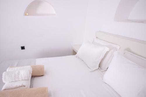 Hotel White Cave Villas