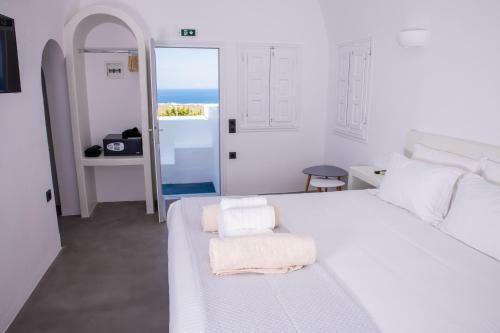 Hotel White Cave Villas