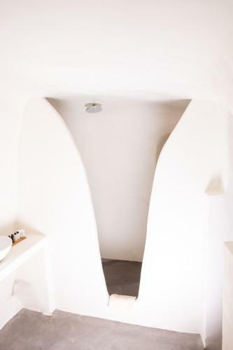 Hotel White Cave Villas