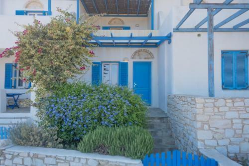 Cycladic Home With Seaview And Swimming Pool