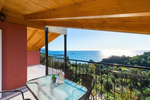 Luxury Loft Apartment - Pelekas Beach, Corfu