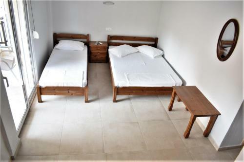 Emmanuel Apartments