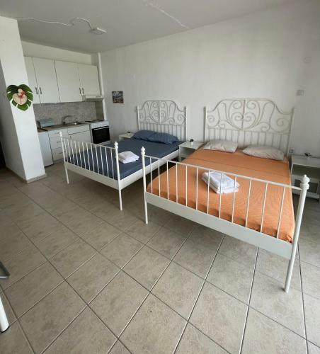 Breeze Apartments