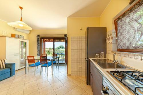 Apartment With Sea View And Pool In Castelsardo