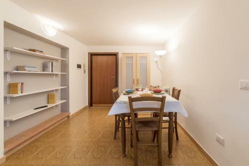 Apartamento Peperino Attic Flat