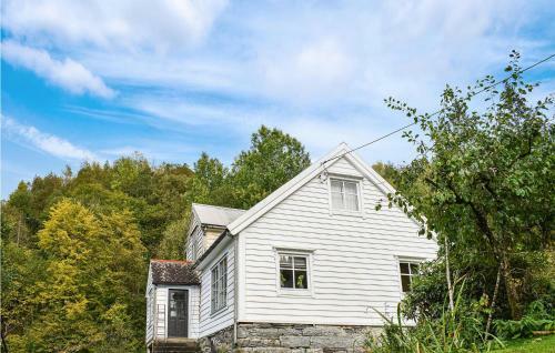 Stunning Home In Tysse With 2 Bedrooms