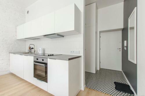 Simple Apartments On 6 Sierpnia