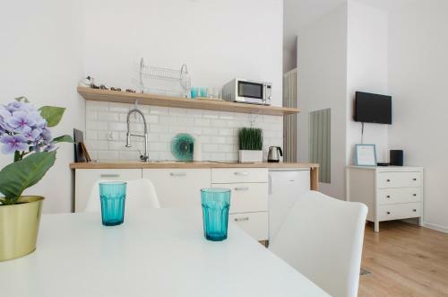 Simple Apartments On 6 Sierpnia