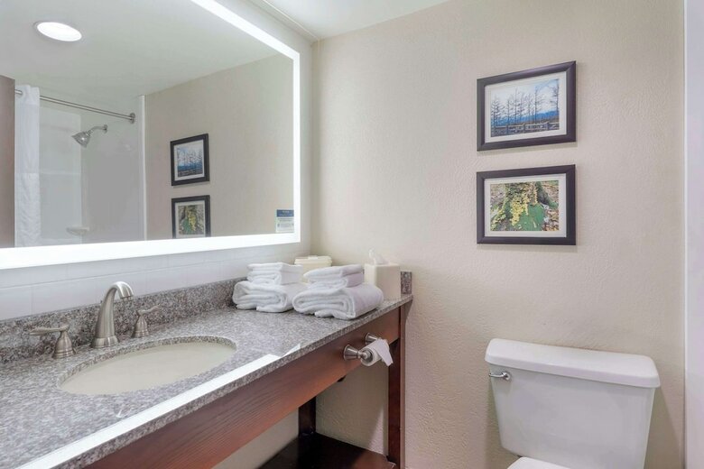 Hotel Comfort Inn & Suites Johnstown