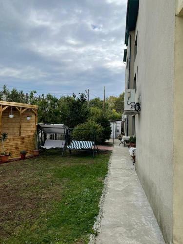 Hostal Vila George