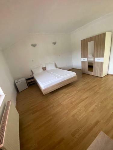 Hostal Vila Hubert