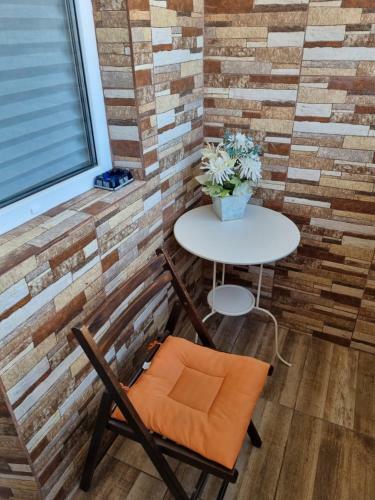Apartament Tiby