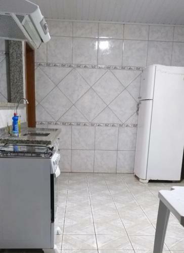 Casa De Temporada Menina Mo�a
