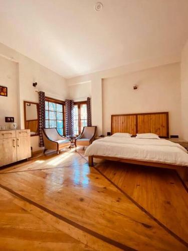 Cliffside Manor, Satkhol, Mukteshwar By Earthaa Escapes