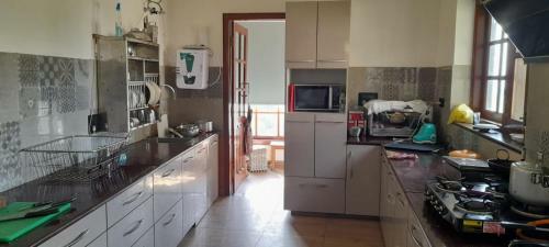 Cliffside Manor, Satkhol, Mukteshwar By Earthaa Escapes