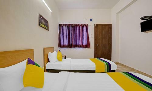 Treebo Trip Hotel Flowers Park