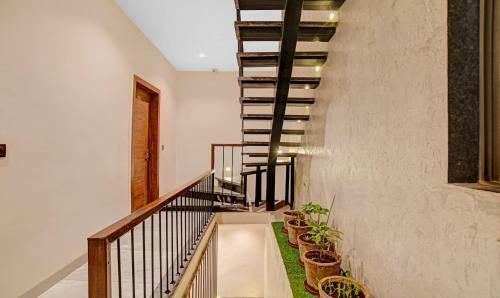 Treebo Trip Hotel Abhilasha Inn