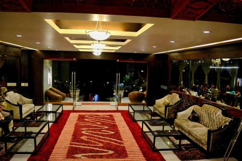Hotel Pine Spring Pahalgam