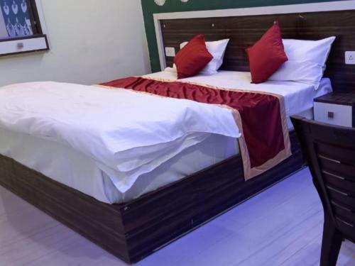 Oyo 87804 Hotelrudra