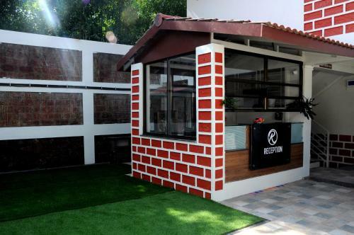 Hotel Rutu's Holidays Resort Panhala