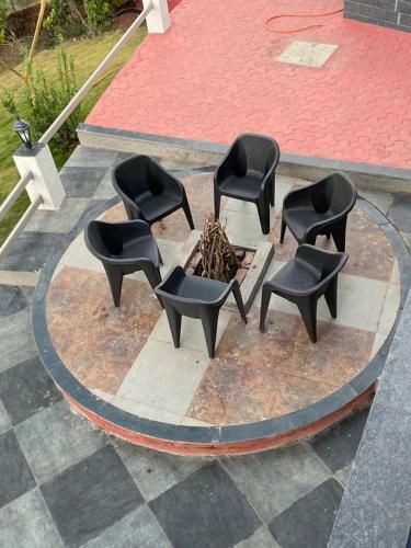 Tulsi Villa Litchi Baug